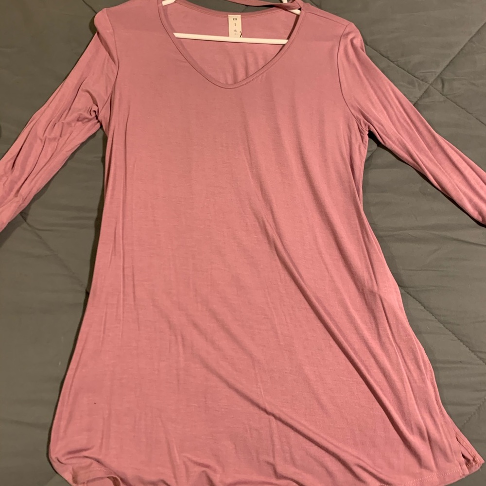Choker neck long sleeve